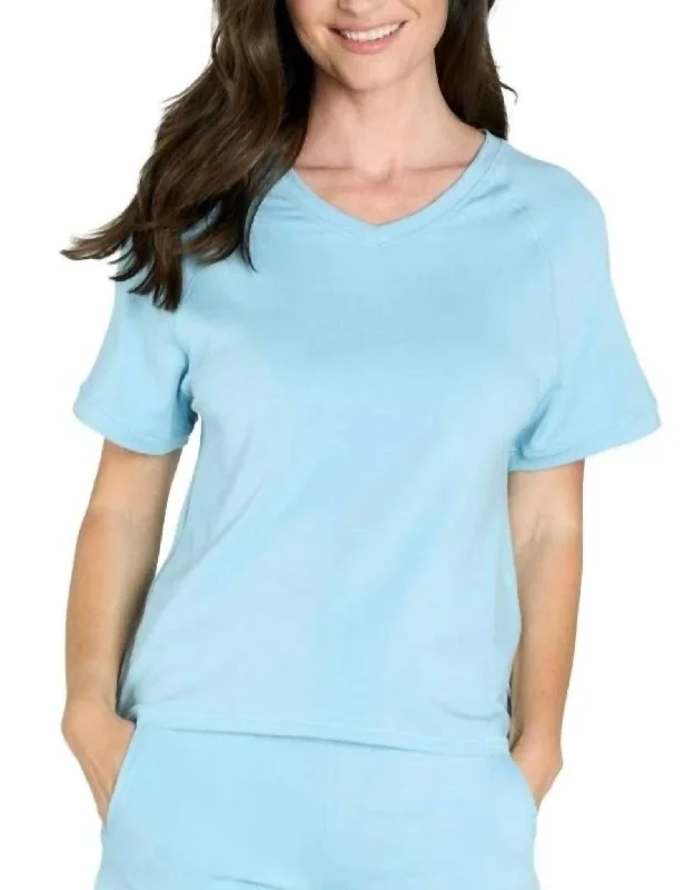 Brenda Relaxed Short Sleeve Raglan Tee In Sky Blue