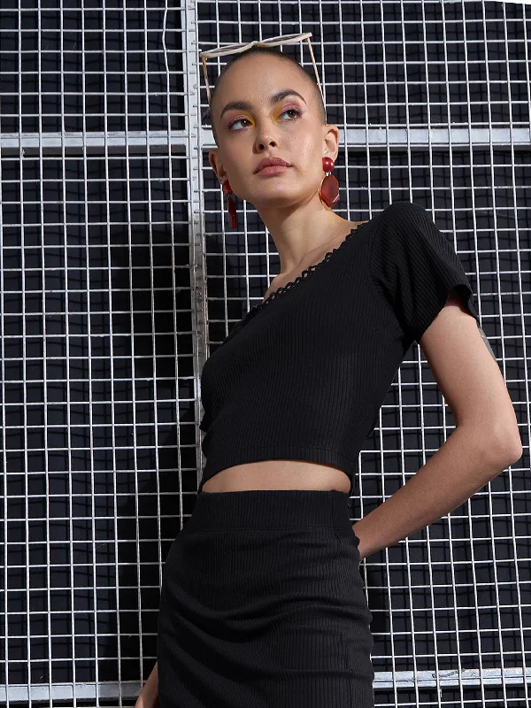 Women Black Rib Round Neck Crop Top