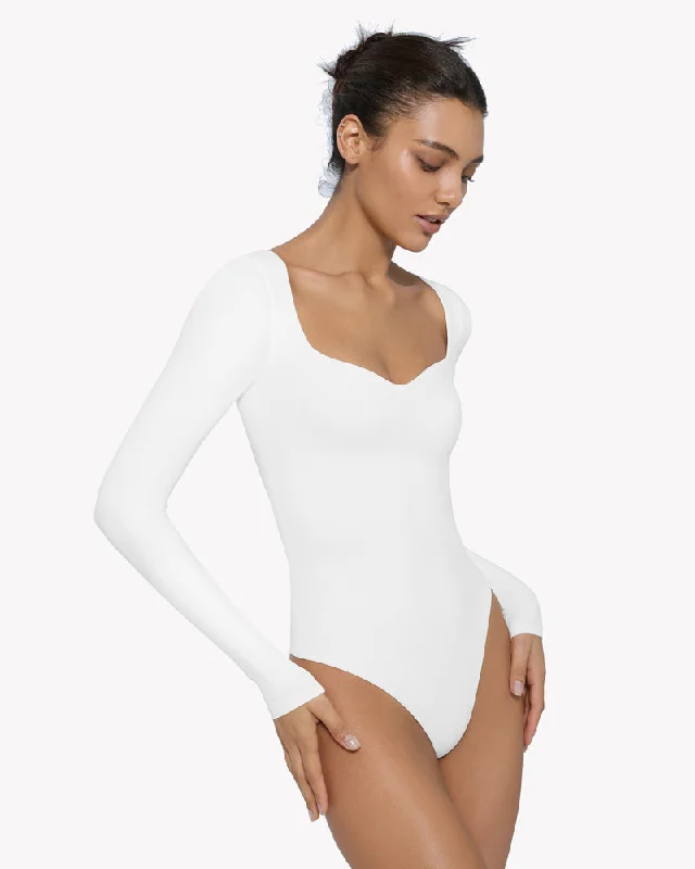 White / S